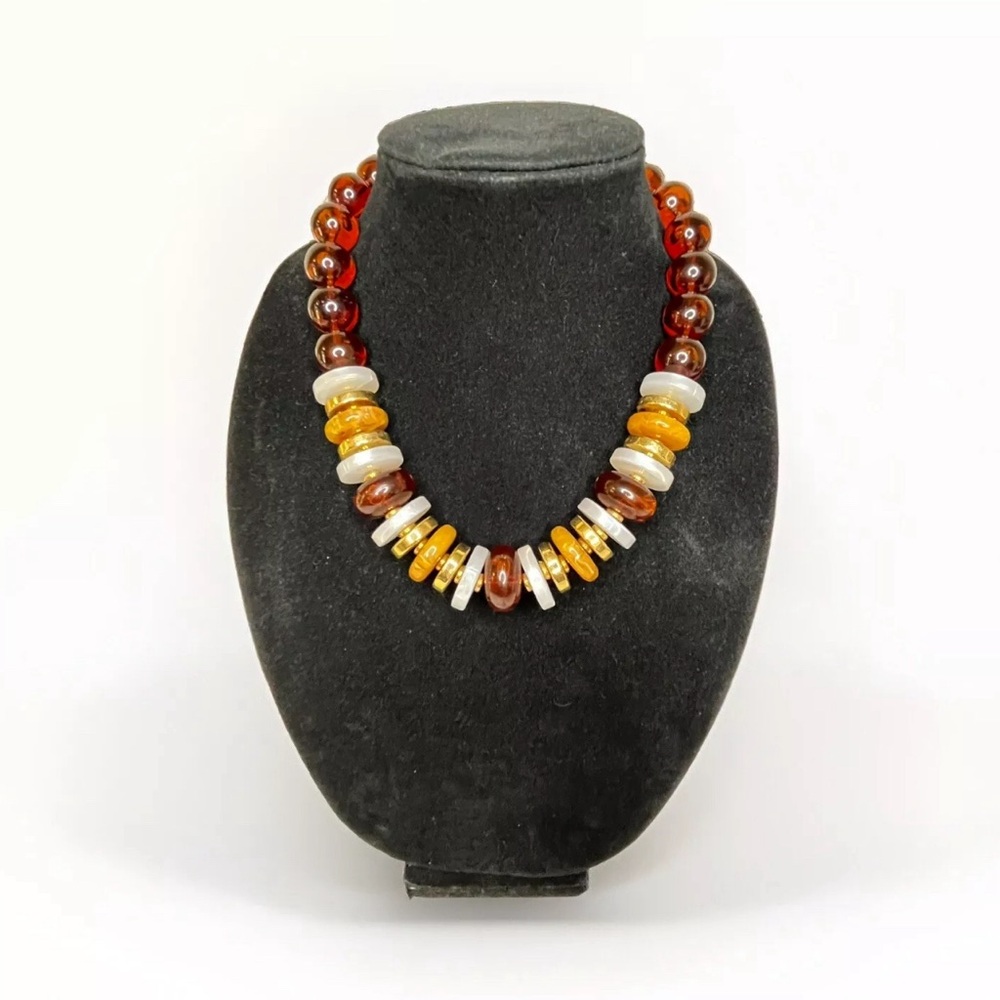 Vintage Amber Lucite Graduated Beaded 19” Chunky Necklace Gold Tone